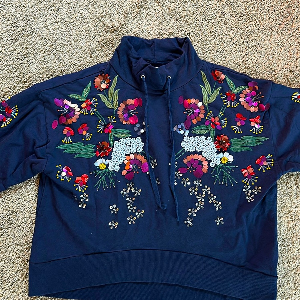 Embellished sweatshirt